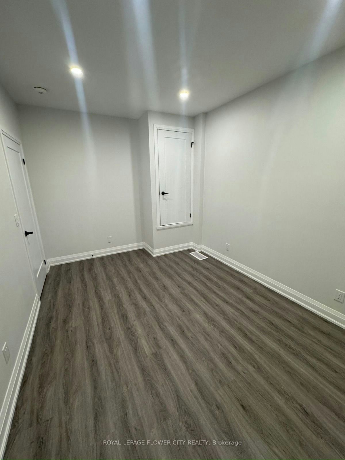 #Upper-414 Perth Avenue, Toronto, ON, M6P 3Y6 - 7