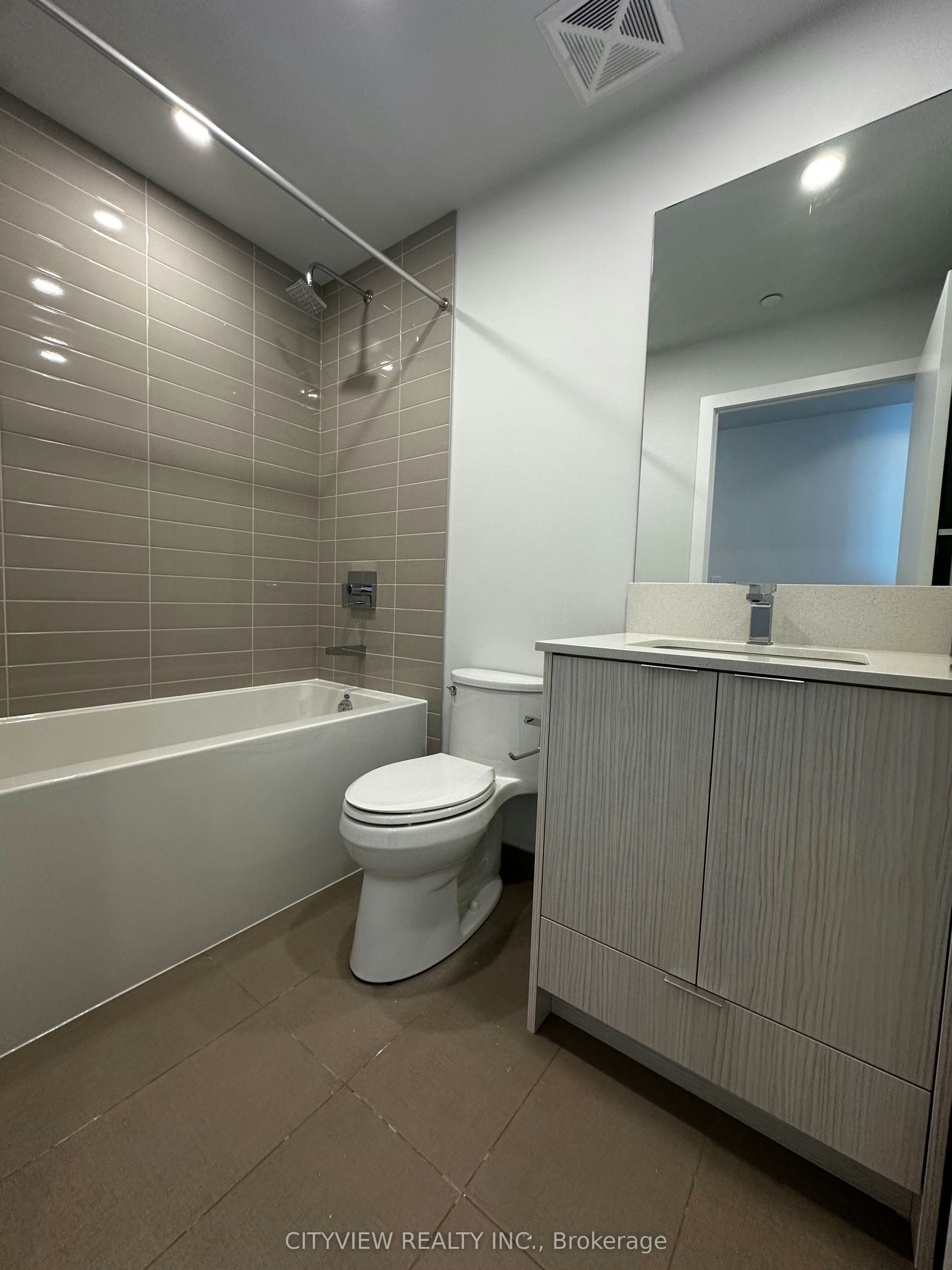 2411-430 Square One Drive, Mississauga, ON, L5B 0L6 - 11