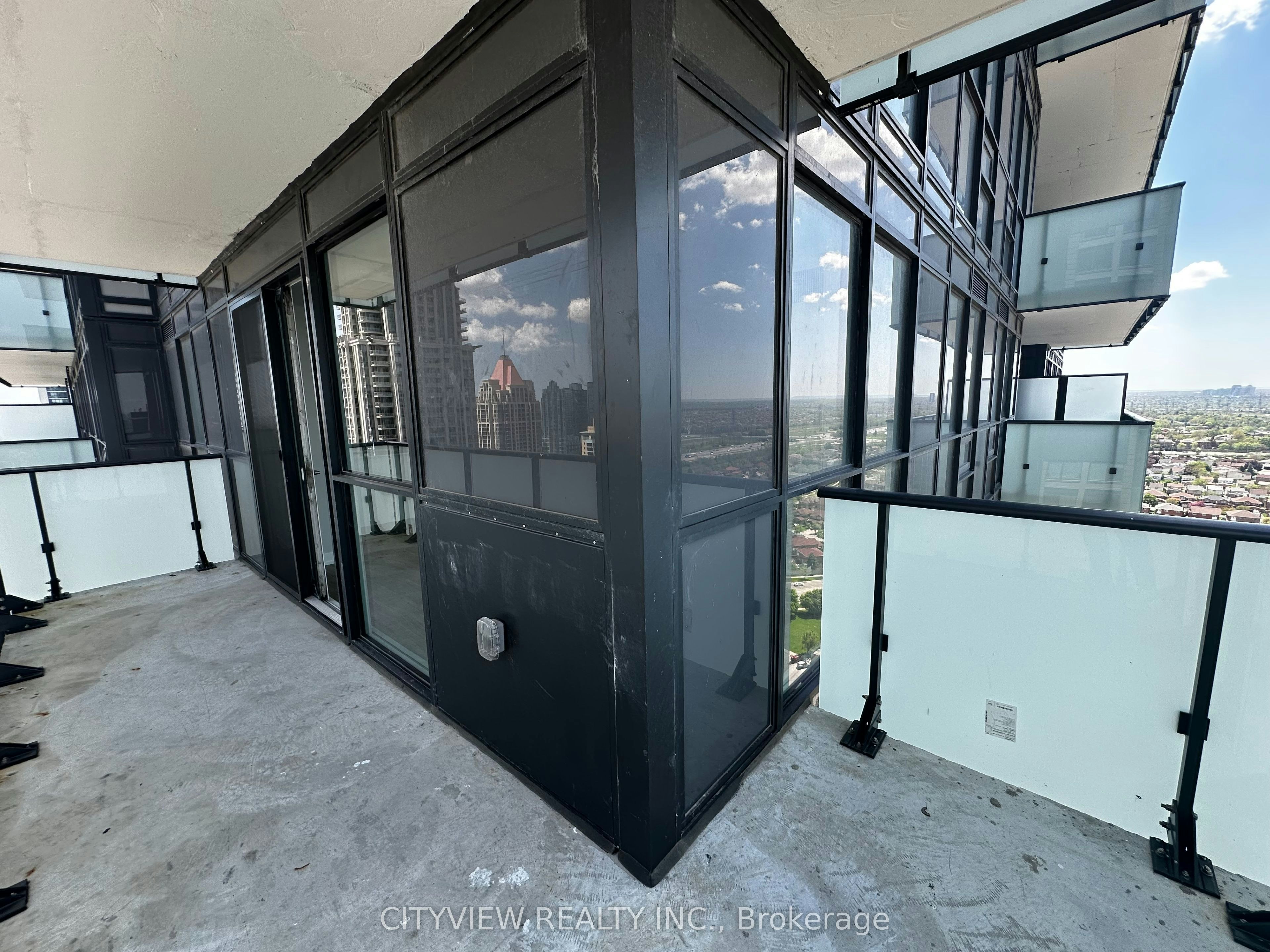 2411-430 Square One Drive, Mississauga, ON, L5B 0L6 - 14