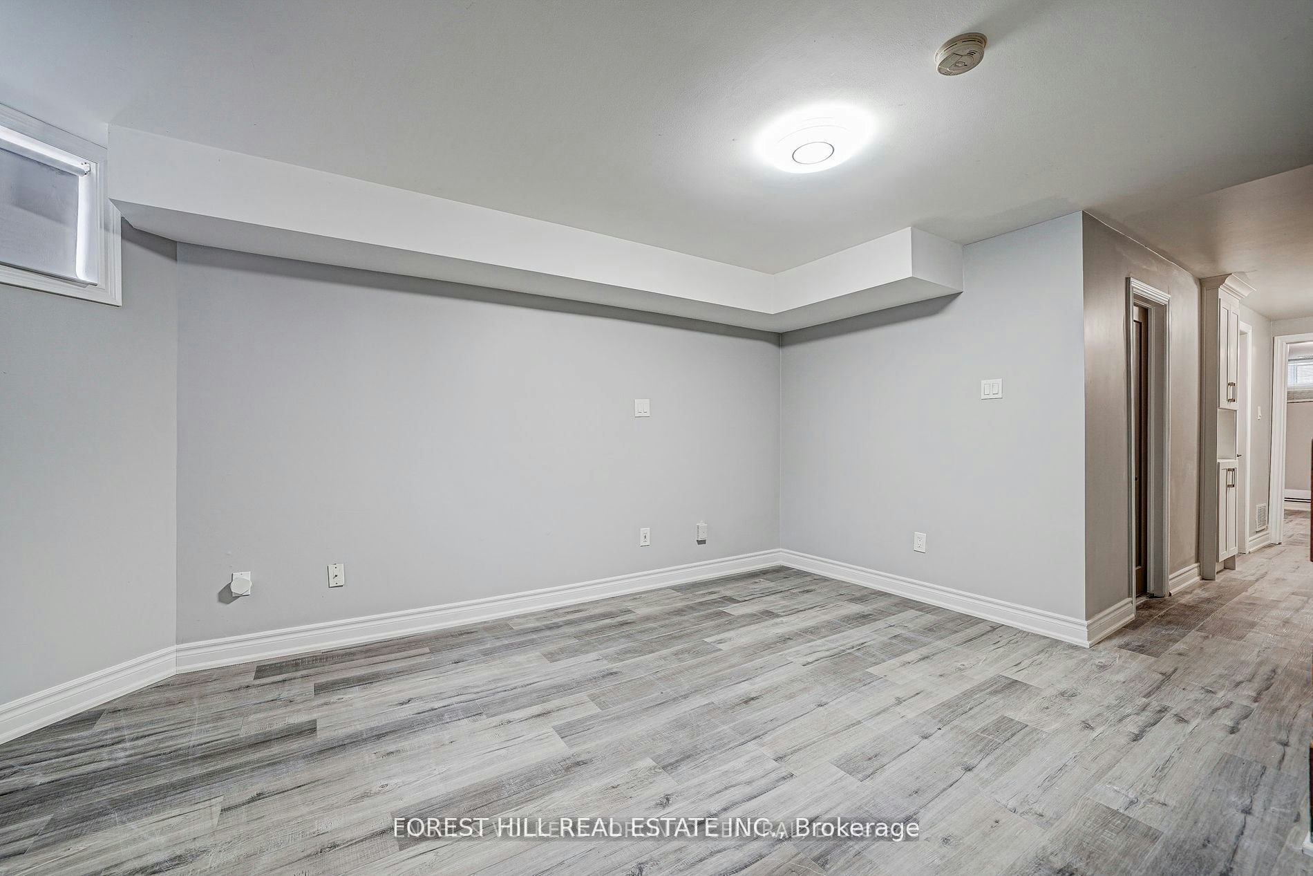 Lower-39A Lippincott Street E, Toronto, ON, M9N 1B2 - 6