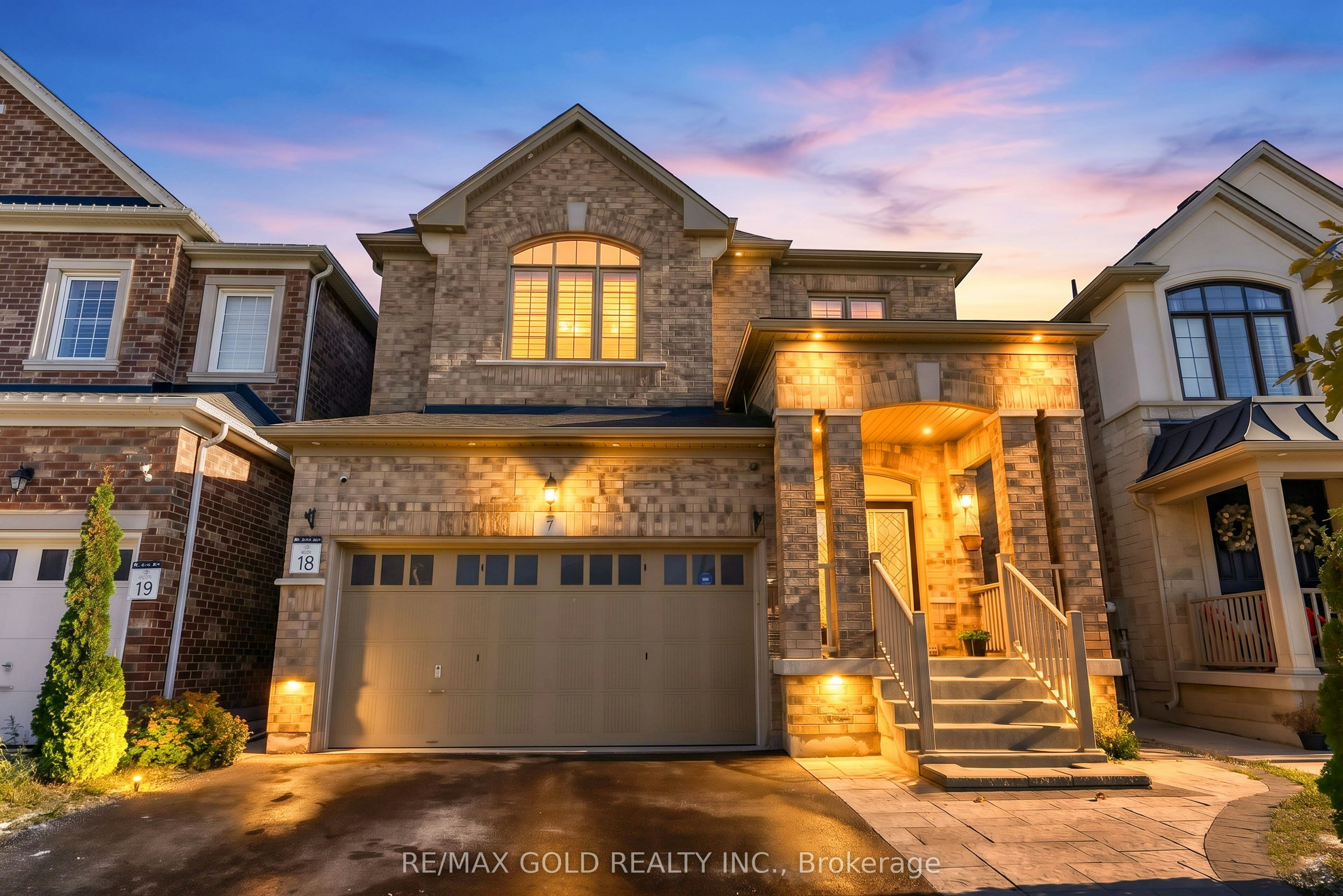 7 Vetch Street, Brampton, ON, L6Y 0E3