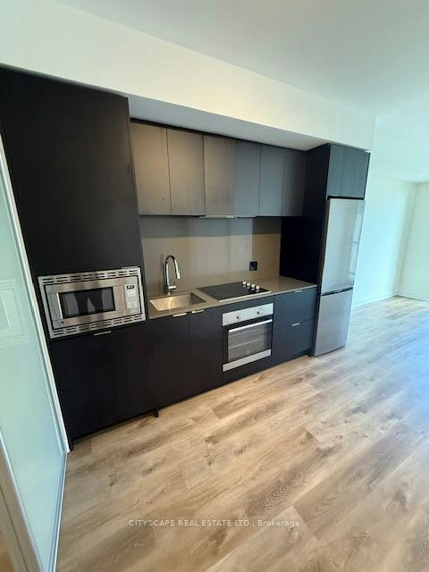 611-86 Dundas Street E, Mississauga, ON, L5A 0B1 - 3