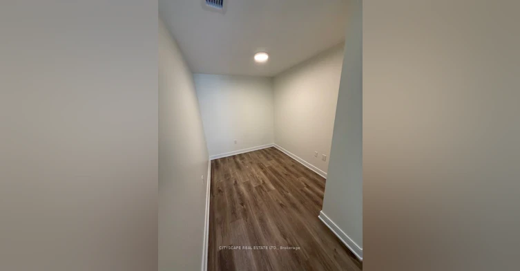 611-86 Dundas Street E, Mississauga, ON, L5A 0B1 - 4