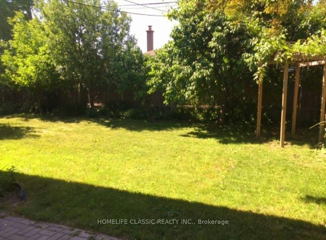 16 Terryellen Crescent, Toronto, ON, M9C 1H7 - 7
