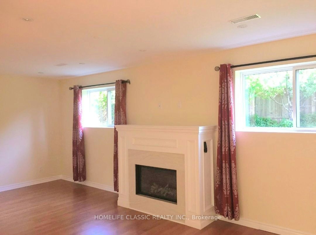 16 Terryellen Crescent, Toronto, ON, M9C 1H7 - 5