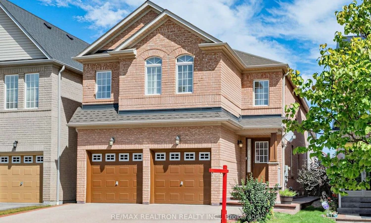 4841 Apple Blossom Circle