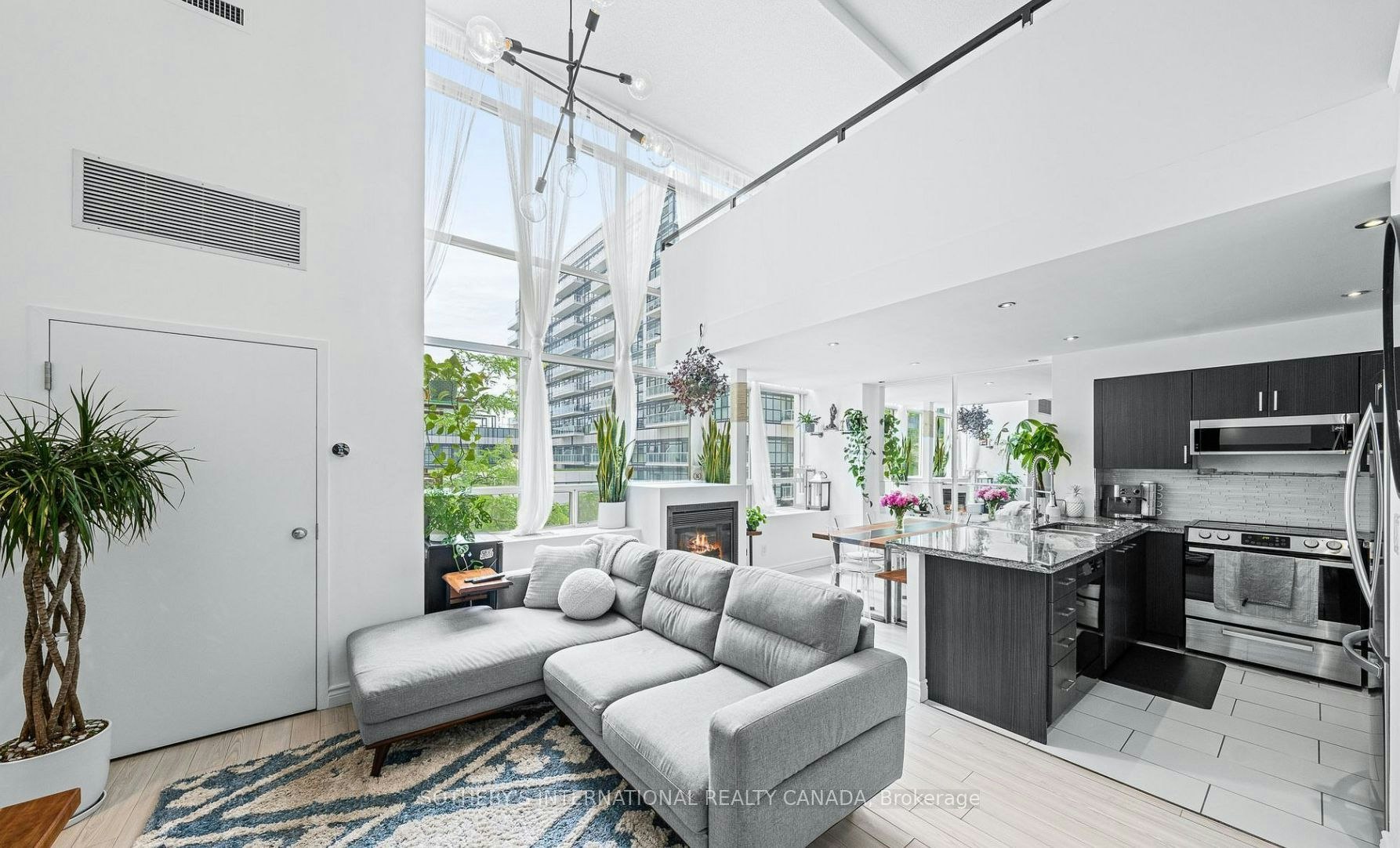 212-300 Manitoba Street, Toronto, ON, M8Y 4G6 - 18
