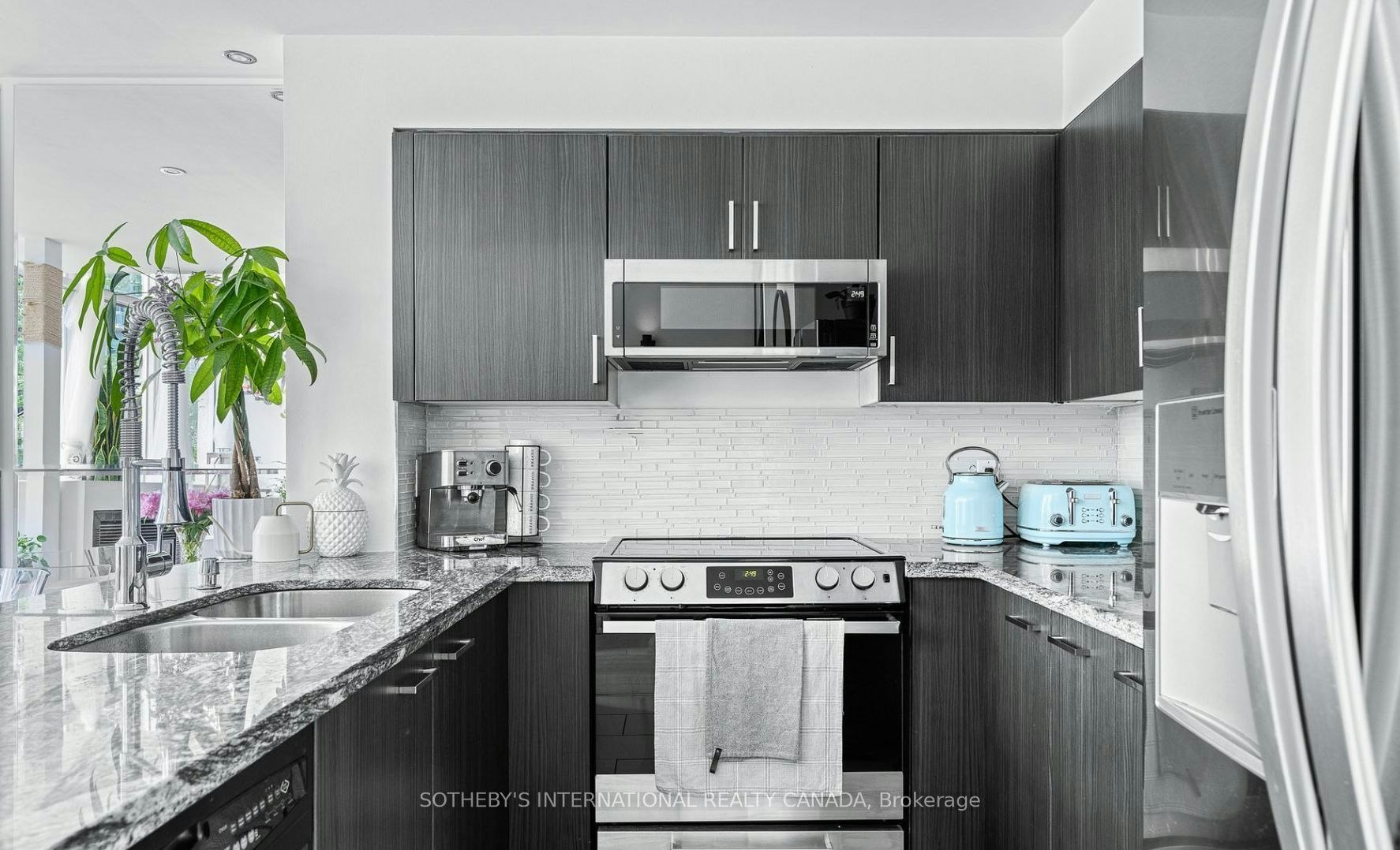 212-300 Manitoba Street, Toronto, ON, M8Y 4G6 - 15