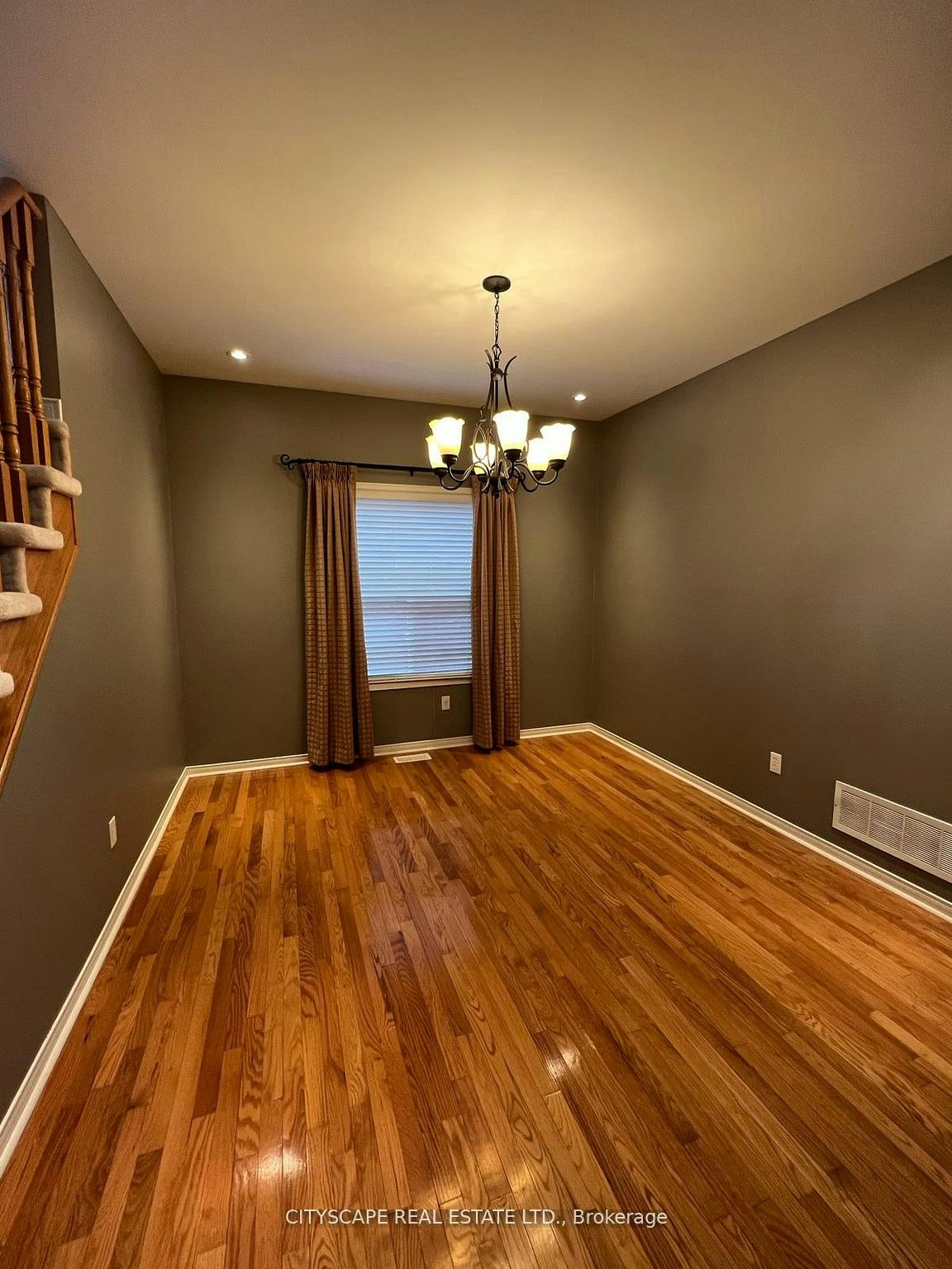 5436 Blue Spruce Avenue, Burlington, ON, L7L 7C4 - 19