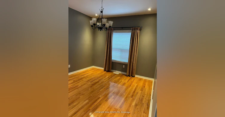 5436 Blue Spruce Avenue, Burlington, ON, L7L 7C4 - 7