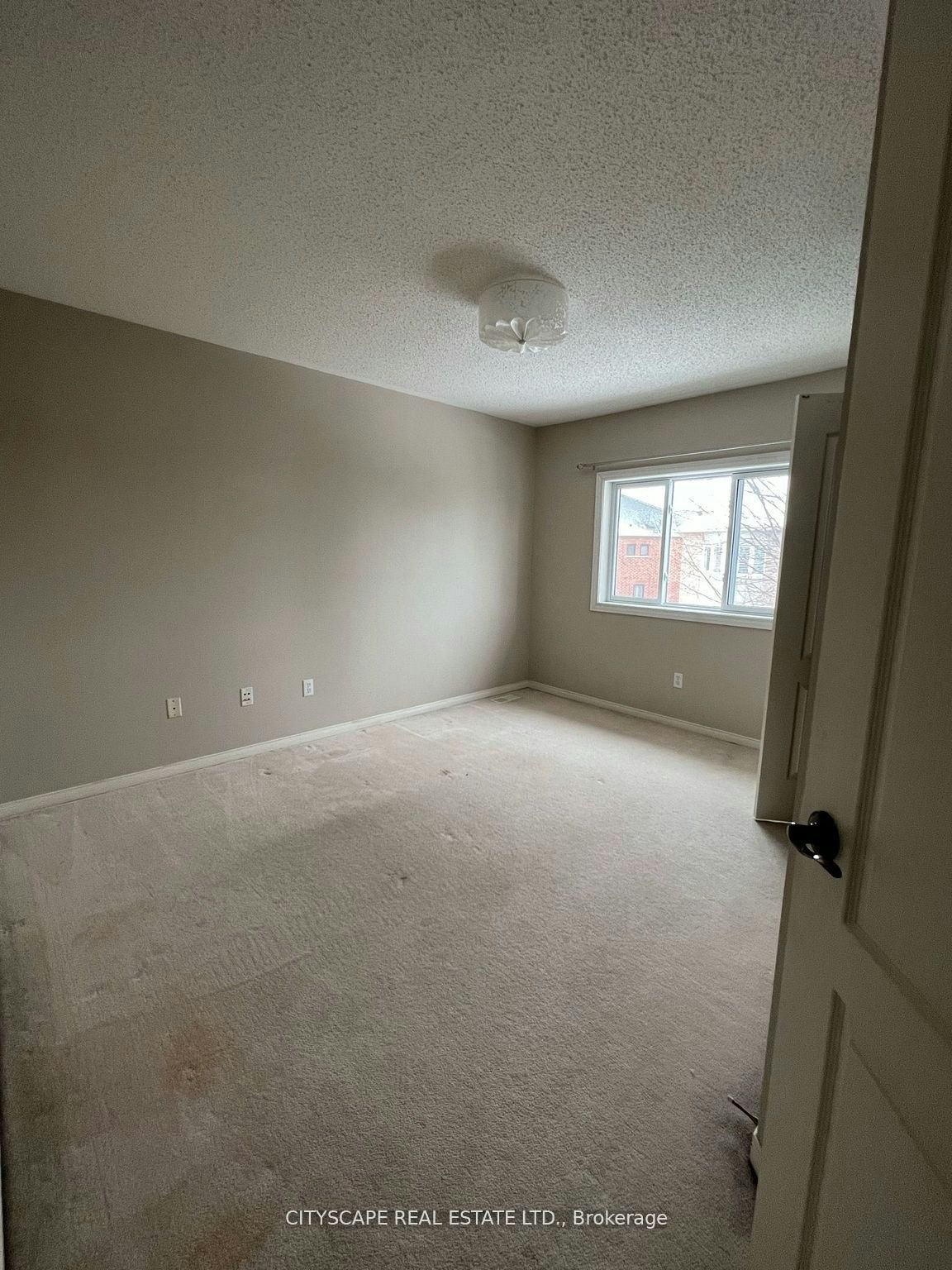 5436 Blue Spruce Avenue, Burlington, ON, L7L 7C4 - 5