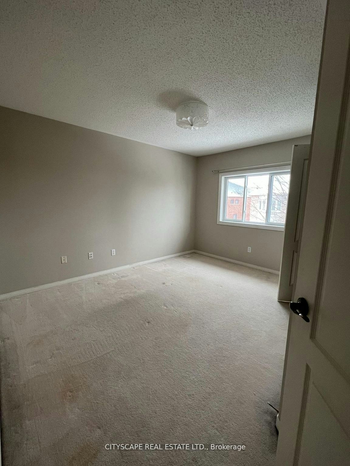 5436 Blue Spruce Avenue, Burlington, ON, L7L 7C4 - 9