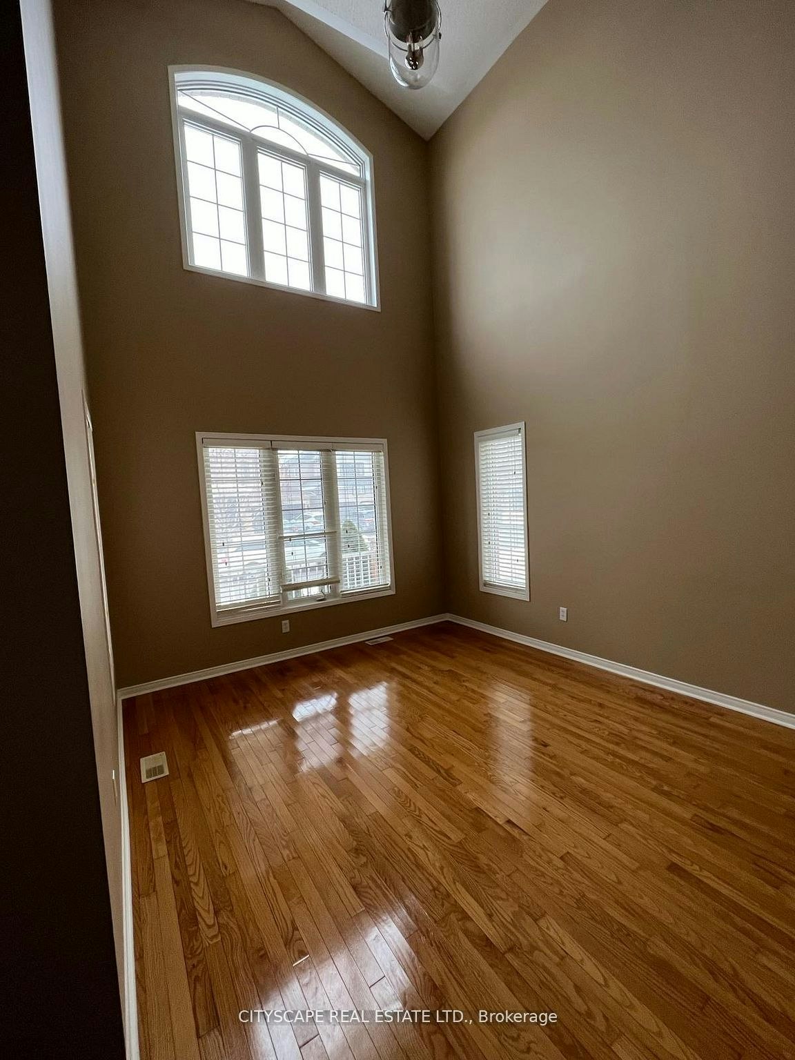 5436 Blue Spruce Avenue, Burlington, ON, L7L 7C4 - 22