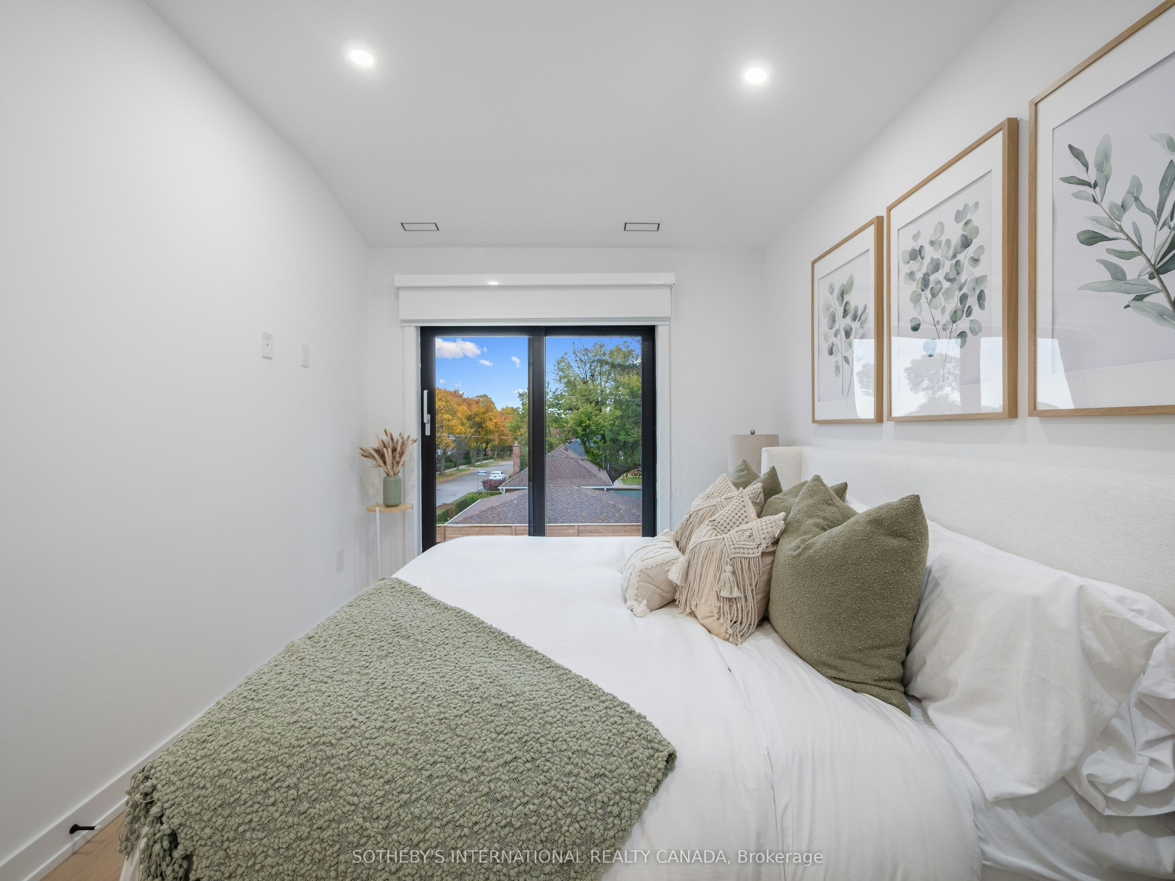 73 Guthrie Avenue, Toronto, ON, M8Y 3L2 - 30