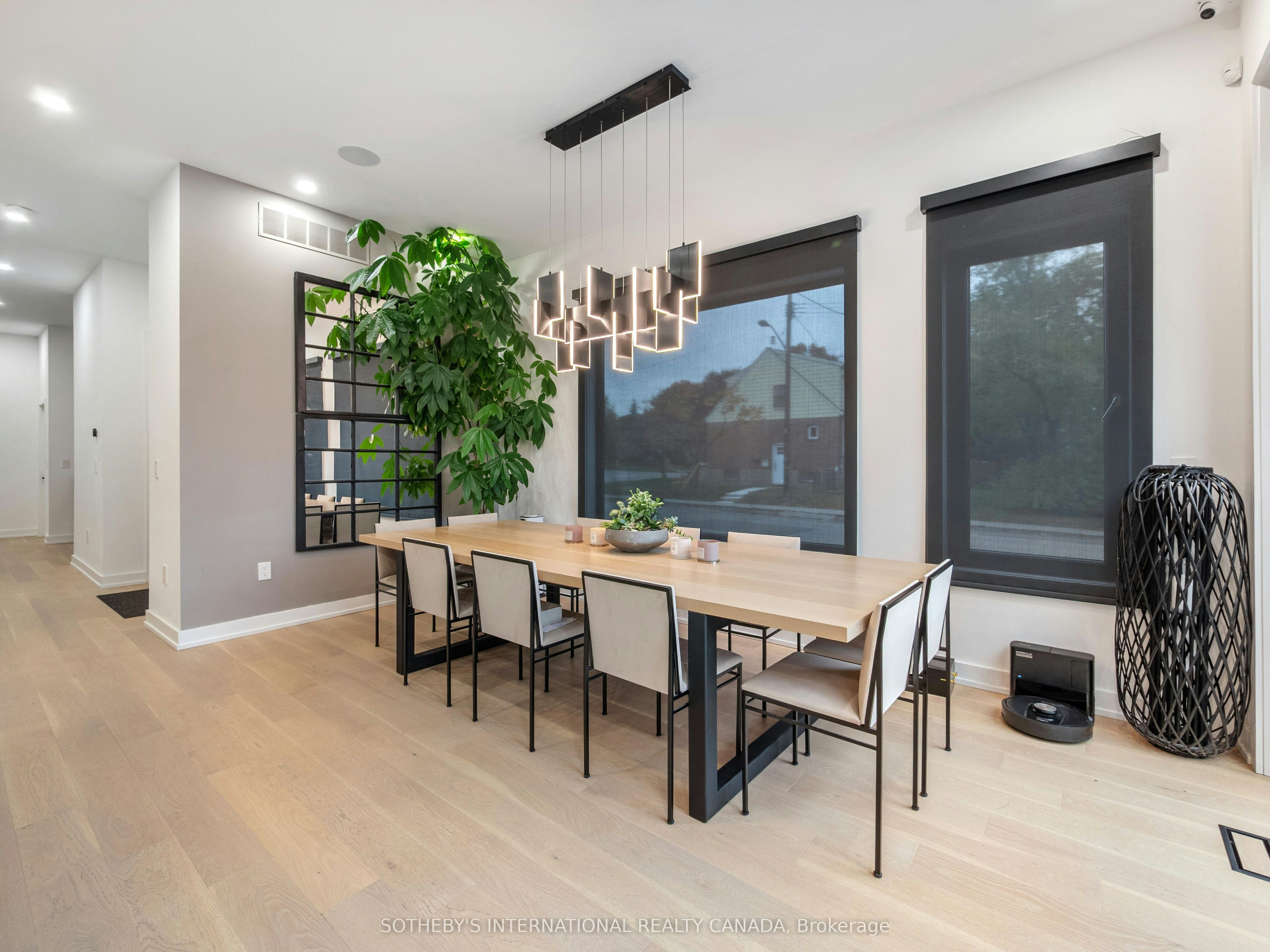 73 Guthrie Avenue, Toronto, ON, M8Y 3L2 - 14