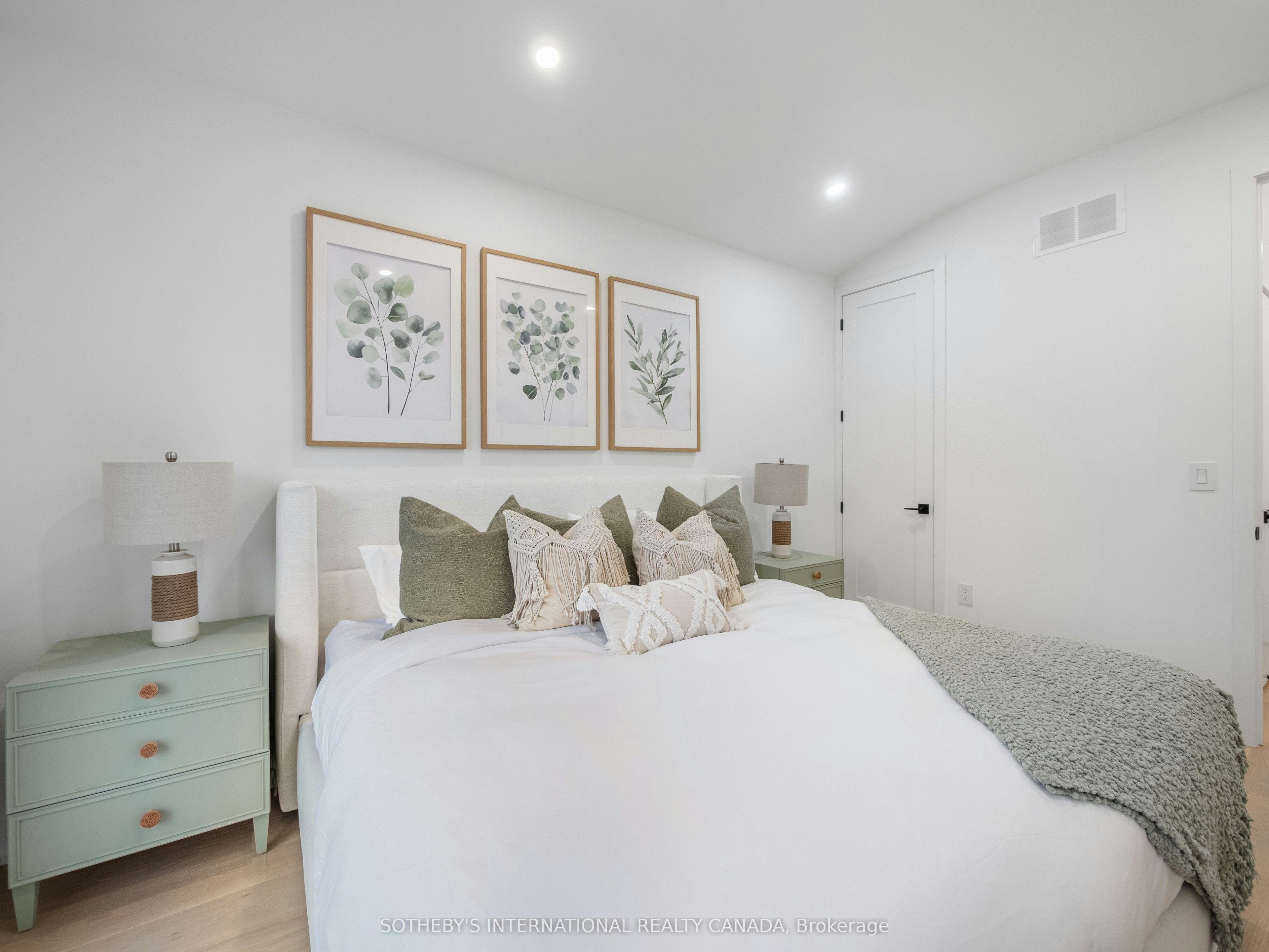 73 Guthrie Avenue, Toronto, ON, M8Y 3L2 - 29