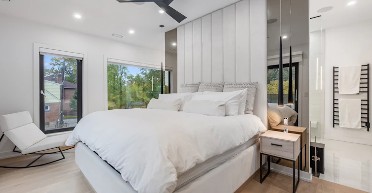 73 Guthrie Avenue, Toronto, ON, M8Y 3L2 - 31