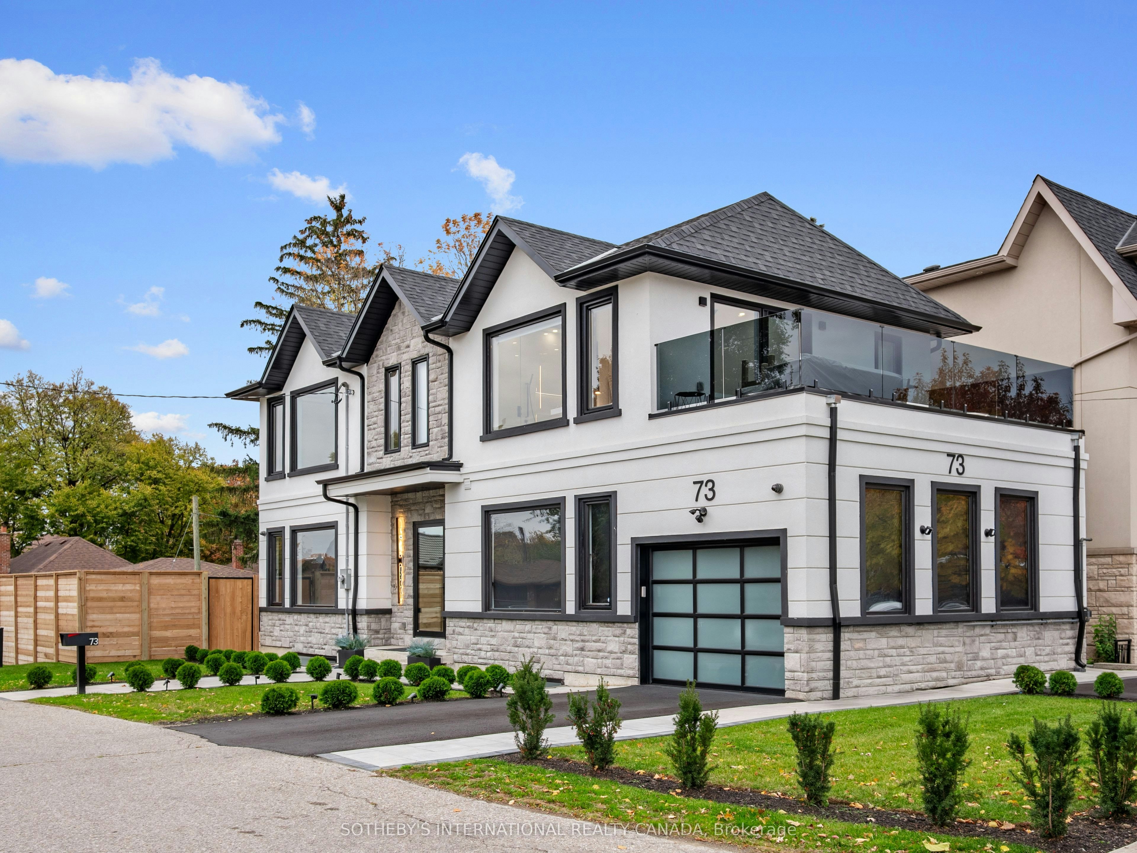 73 Guthrie Avenue, Toronto, ON, M8Y 3L2 - 47