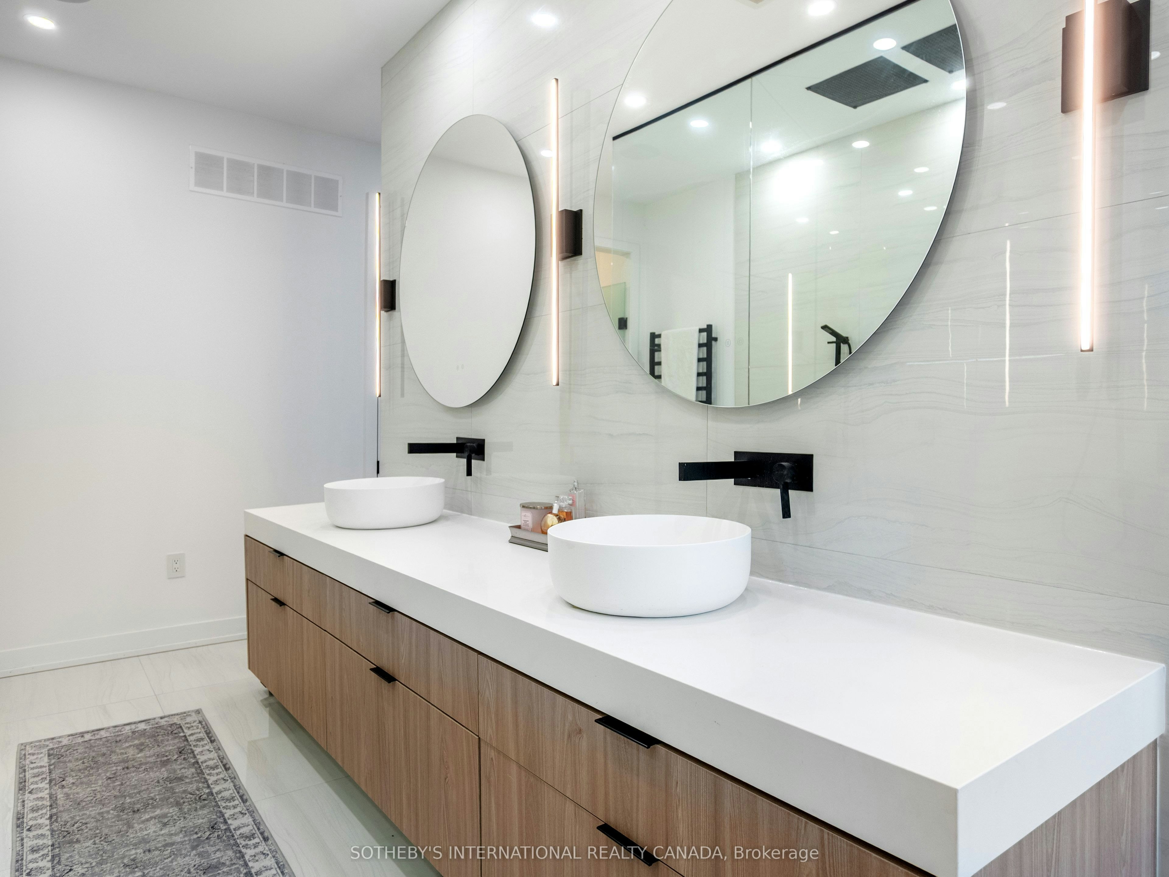 73 Guthrie Avenue, Toronto, ON, M8Y 3L2 - 38