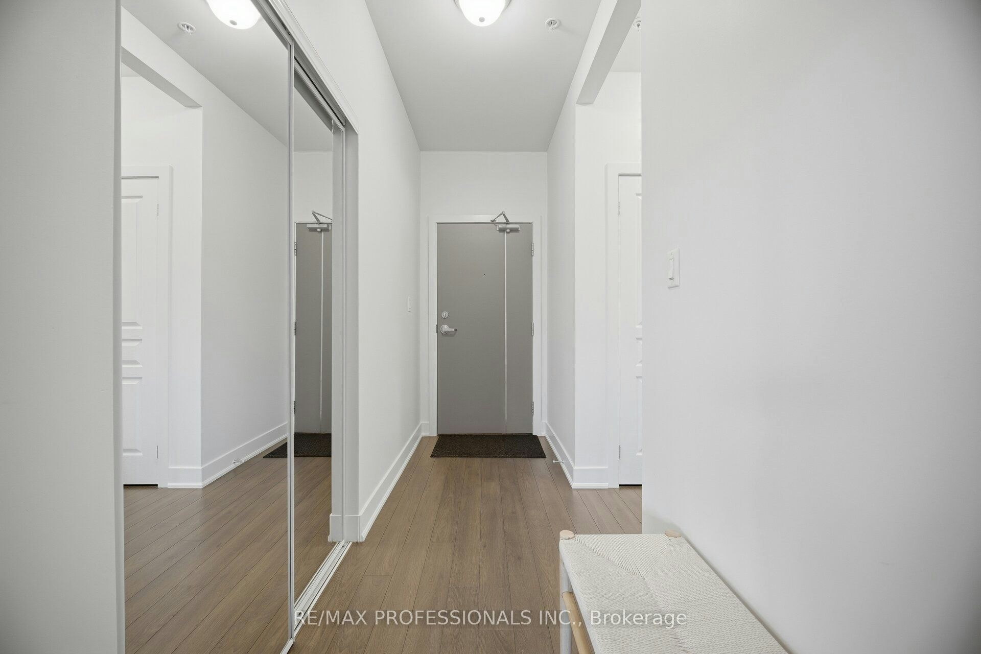 323-128 Garden Drive, Oakville, ON, L6K 2W5 - 7