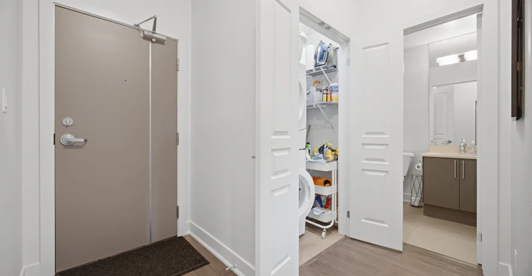 323-128 Garden Drive, Oakville, ON, L6K 2W5 - 32