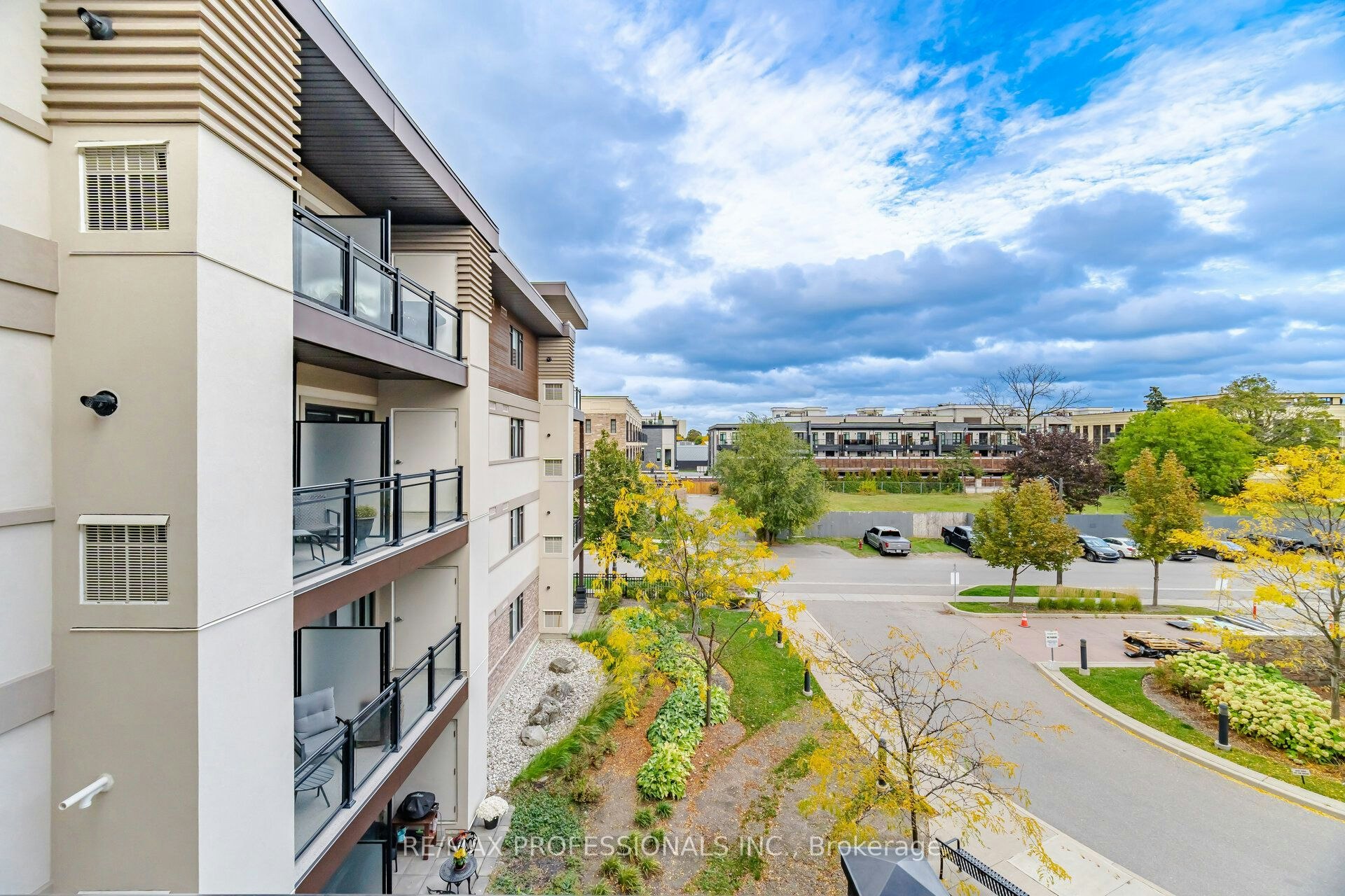 323-128 Garden Drive, Oakville, ON, L6K 2W5 - 35