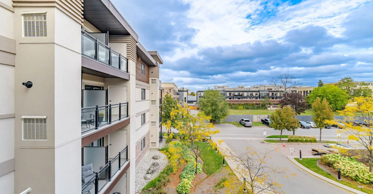 323-128 Garden Drive, Oakville, ON, L6K 2W5 - 35