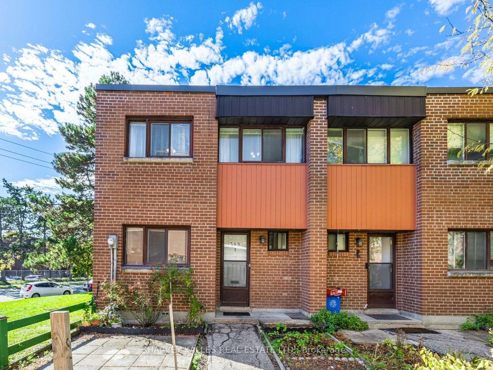 1-349 Driftwood Avenue, Toronto, ON, M3N 2P2