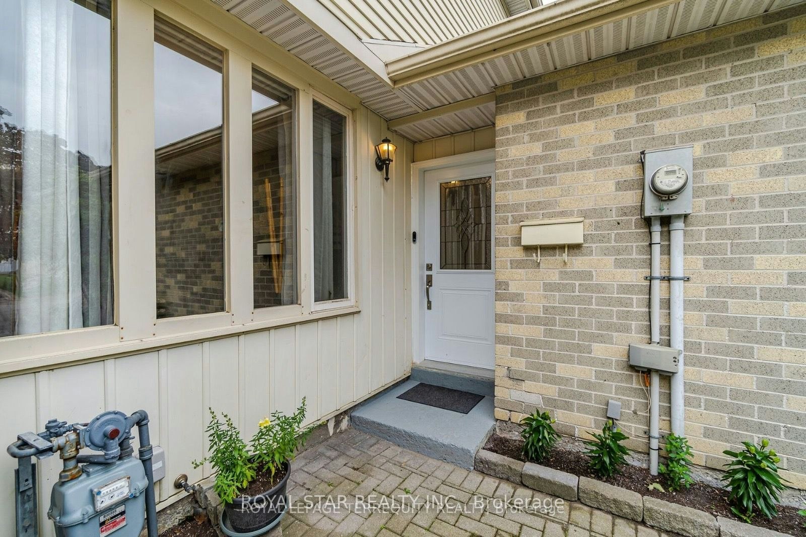 39 Courtleigh Square, Brampton, ON, L6Z 1J2 - 6