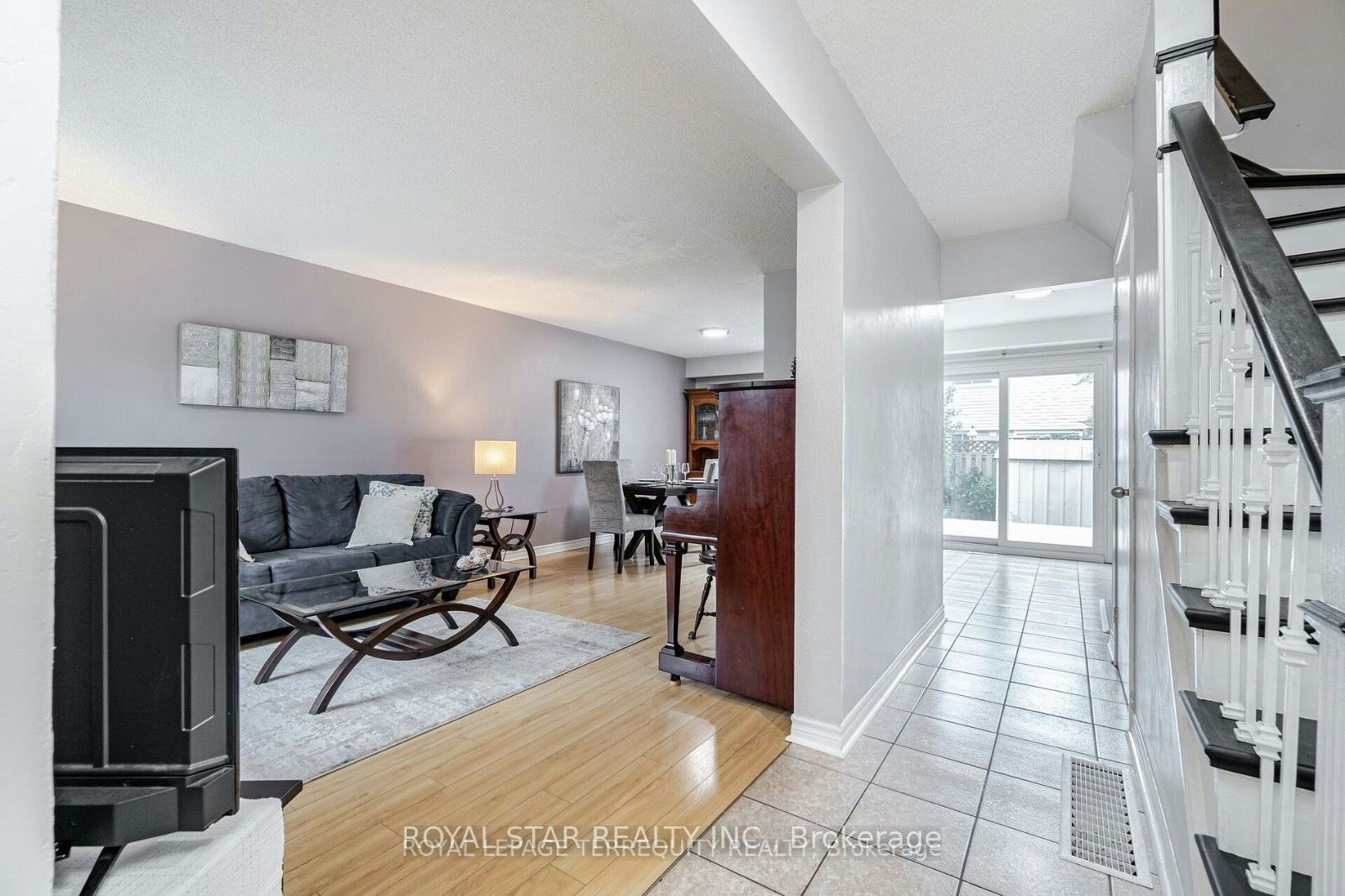 39 Courtleigh Square, Brampton, ON, L6Z 1J2 - 14