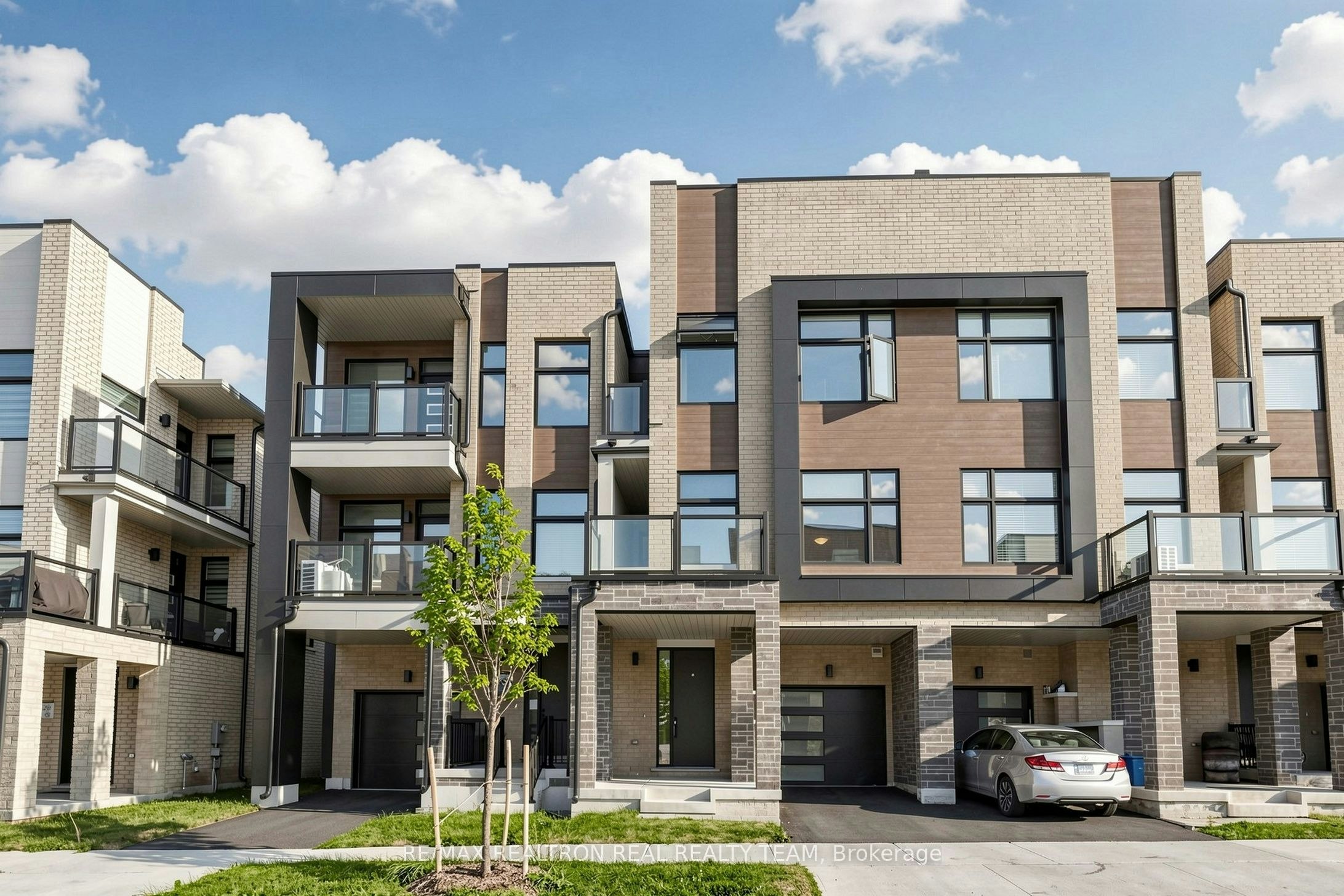 1284 Dempster Lane, Oakville, ON, L6H 7Y7