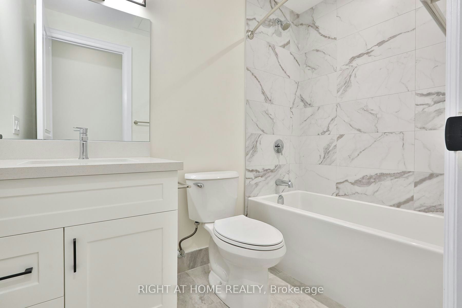 2-39 Fifteenth Street, Toronto, ON, M8V 3J3 - 13