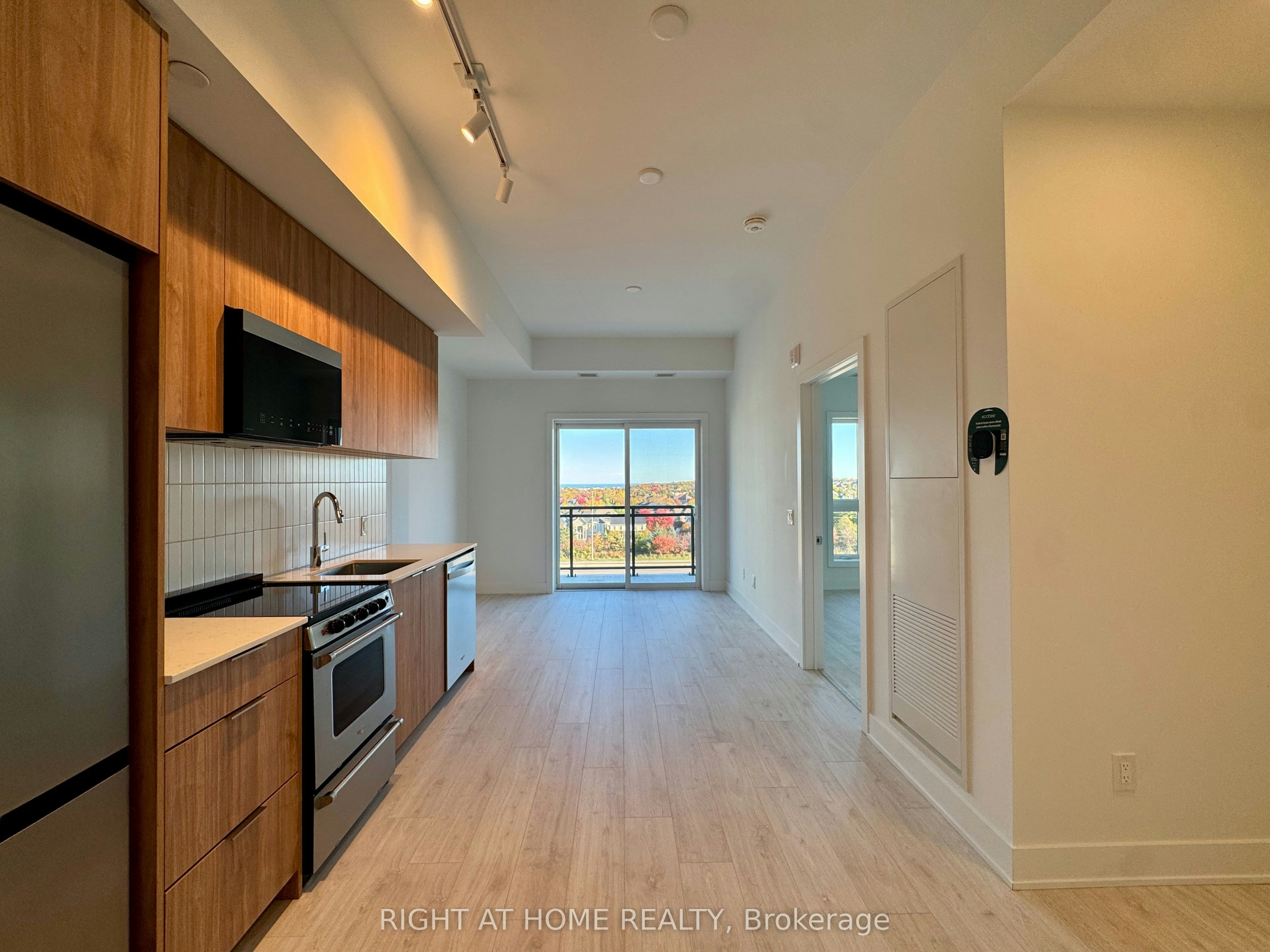 718-3008 William Cutmore Boulevard, Oakville, ON, L6H 8E7 - 5