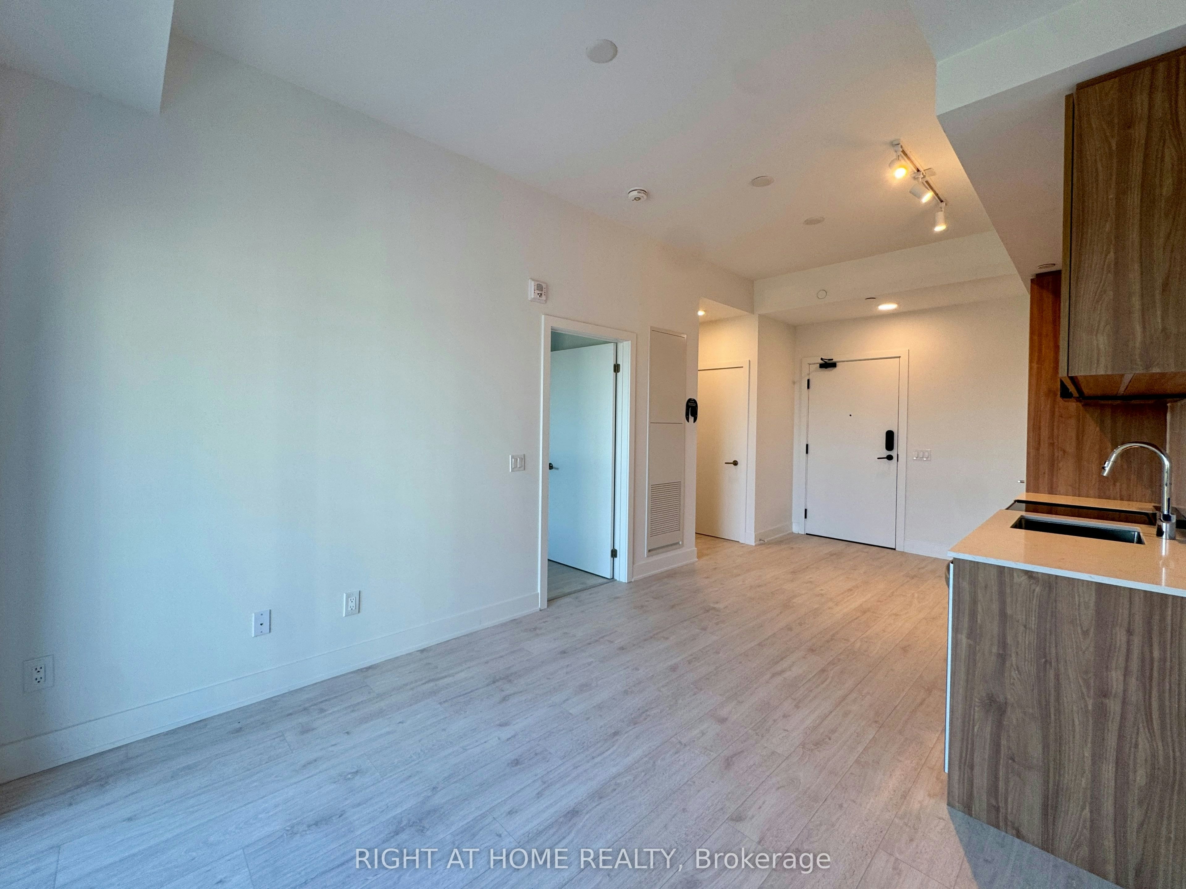 718-3008 William Cutmore Boulevard, Oakville, ON, L6H 8E7 - 11