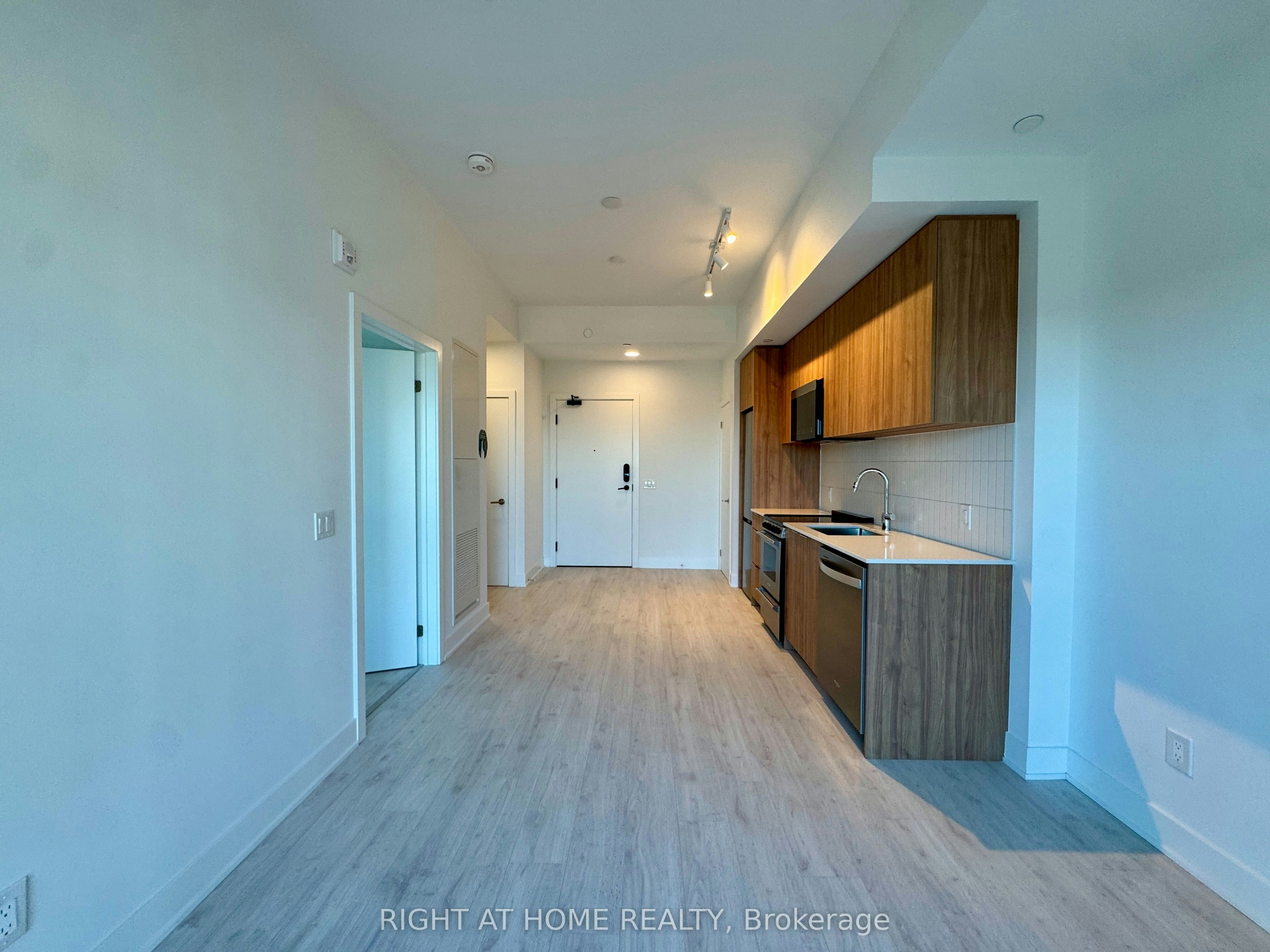 718-3008 William Cutmore Boulevard, Oakville, ON, L6H 8E7 - 10