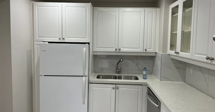 2001-155 Hillcrest Avenue, Mississauga, ON, L5B 3Z2 - 10