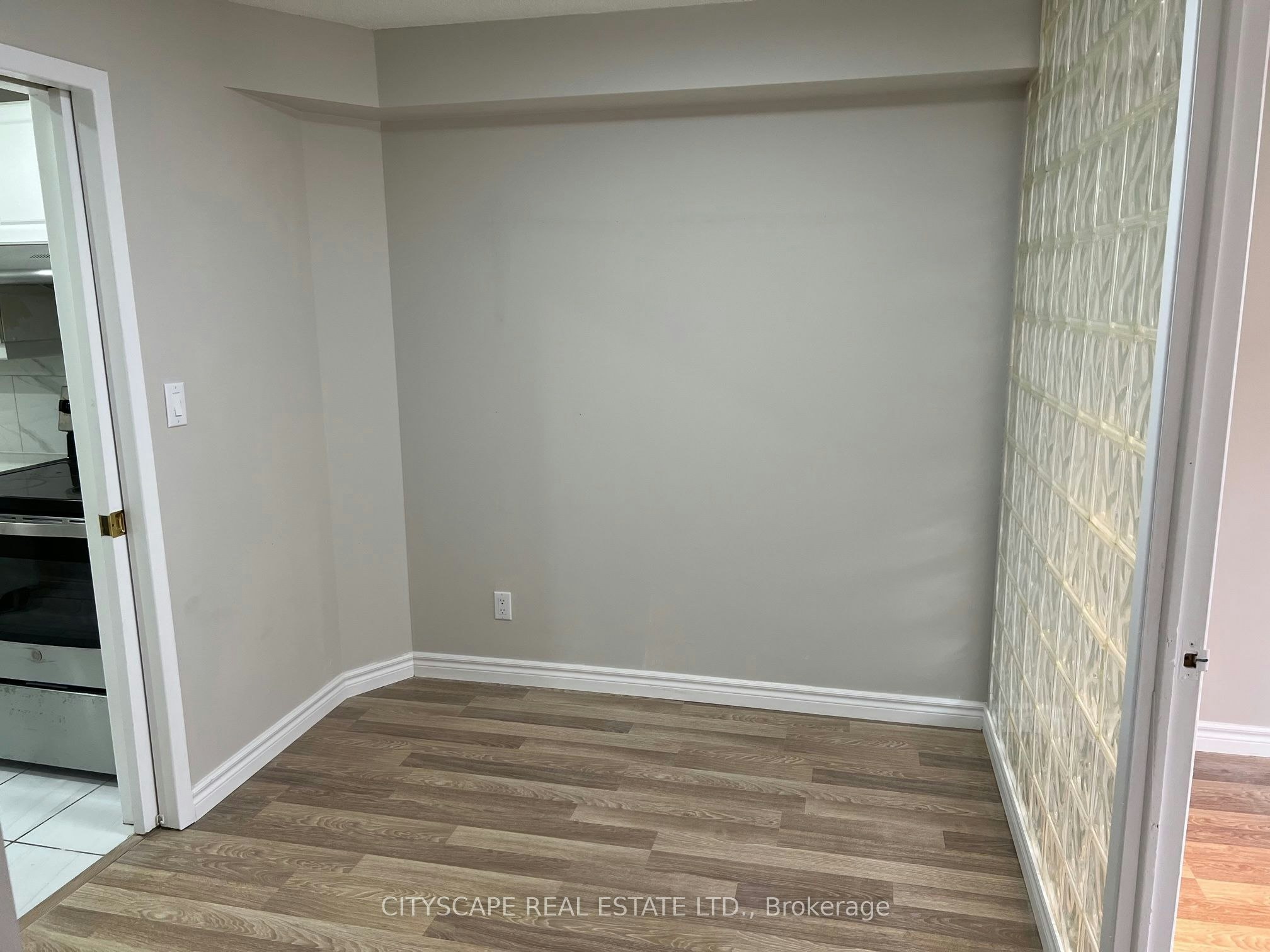 2001-155 Hillcrest Avenue, Mississauga, ON, L5B 3Z2 - 6