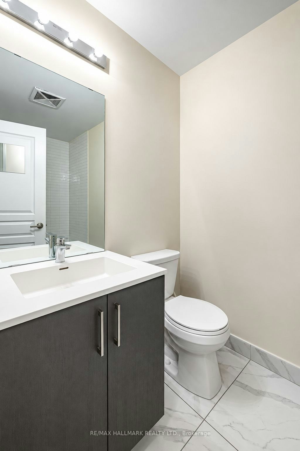 315 D-1100 Briar Hill Avenue, Toronto, ON, M6B 0A9 - 7