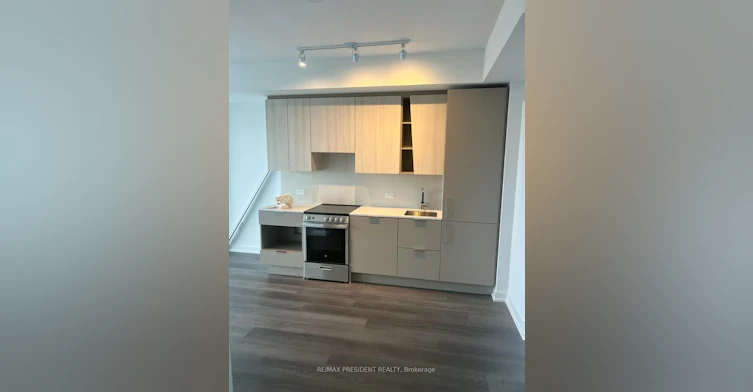 3113-3900 Confederation Parkway, Mississauga, ON, L5B 0M3 - 4