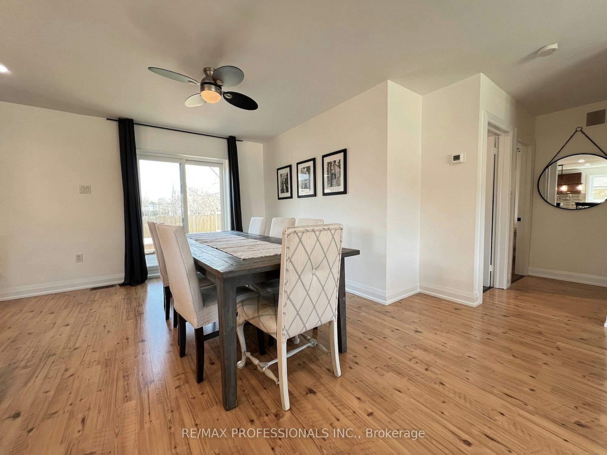 2504 Donnavale Drive, Mississauga, ON, L5A 2N1 - 9