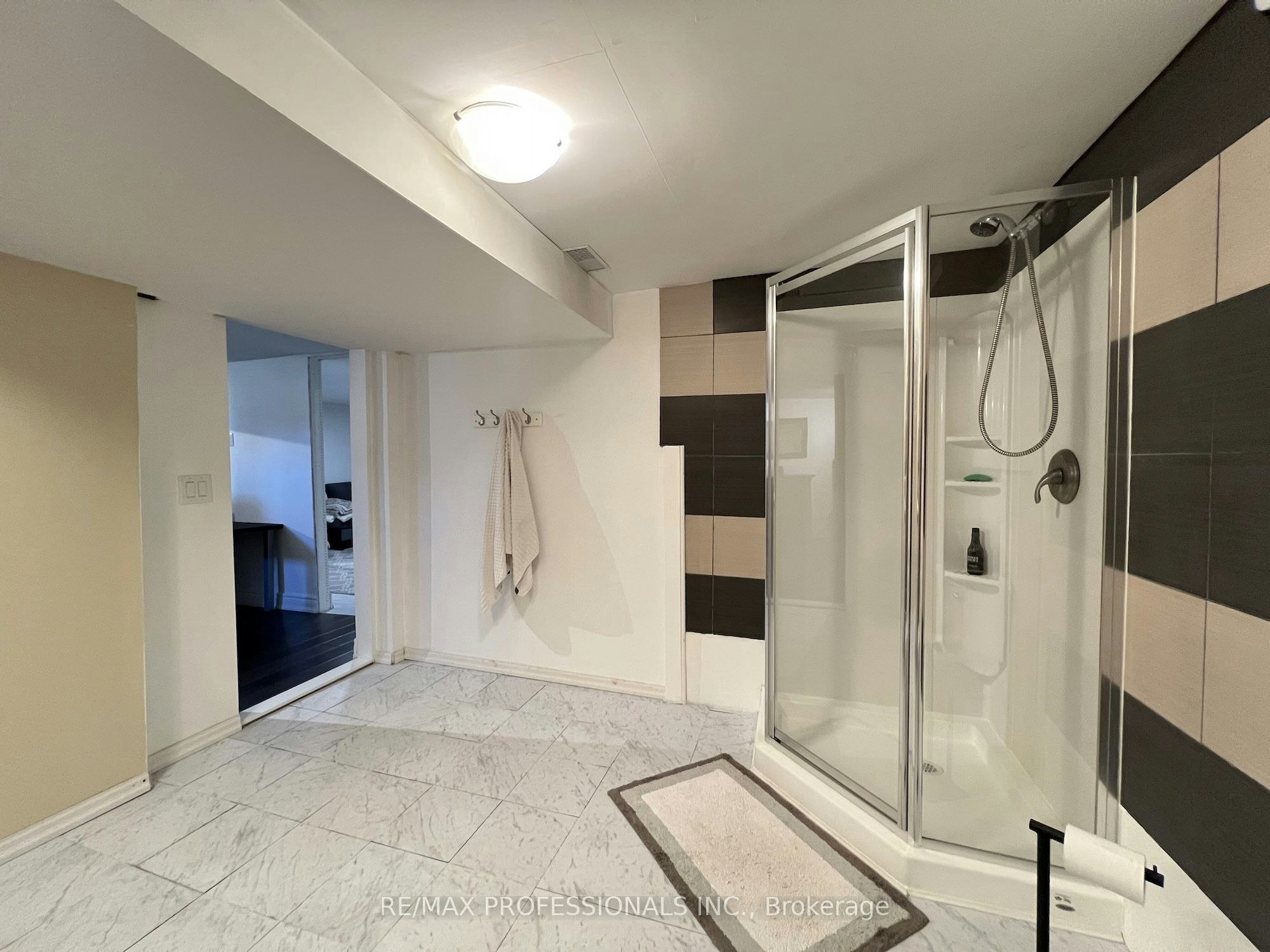 2504 Donnavale Drive, Mississauga, ON, L5A 2N1 - 37