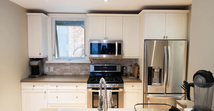 82 Ellis Park Road, Toronto, ON, M6S 2V5 - 9