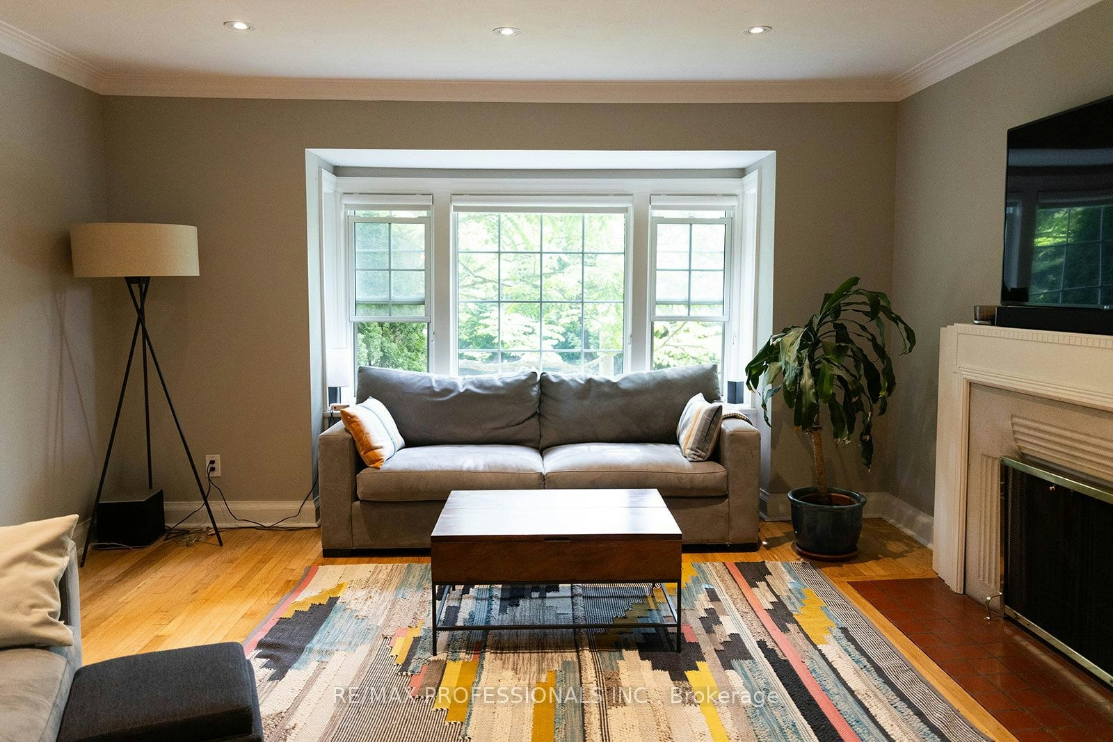 82 Ellis Park Road, Toronto, ON, M6S 2V5 - 3
