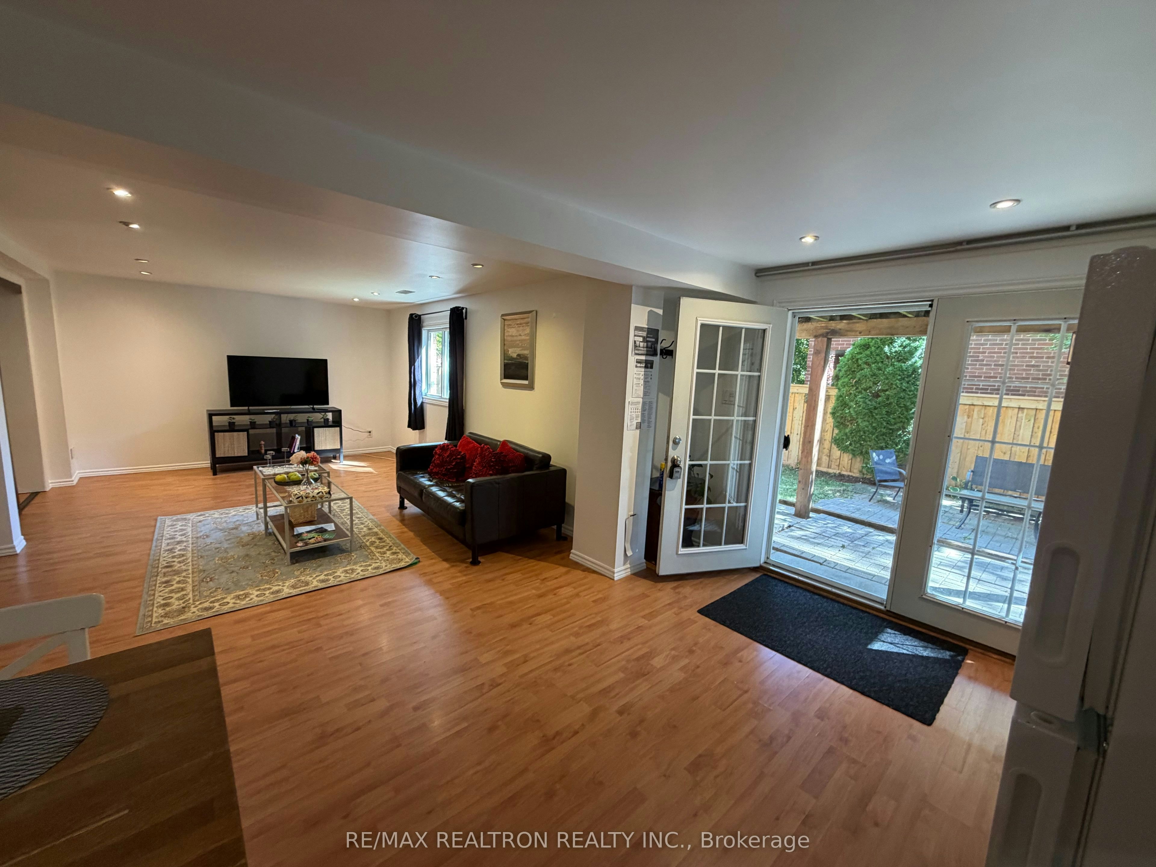 BSMT-976 Cristina Court, Mississauga, ON, L5J 4S1 - 4