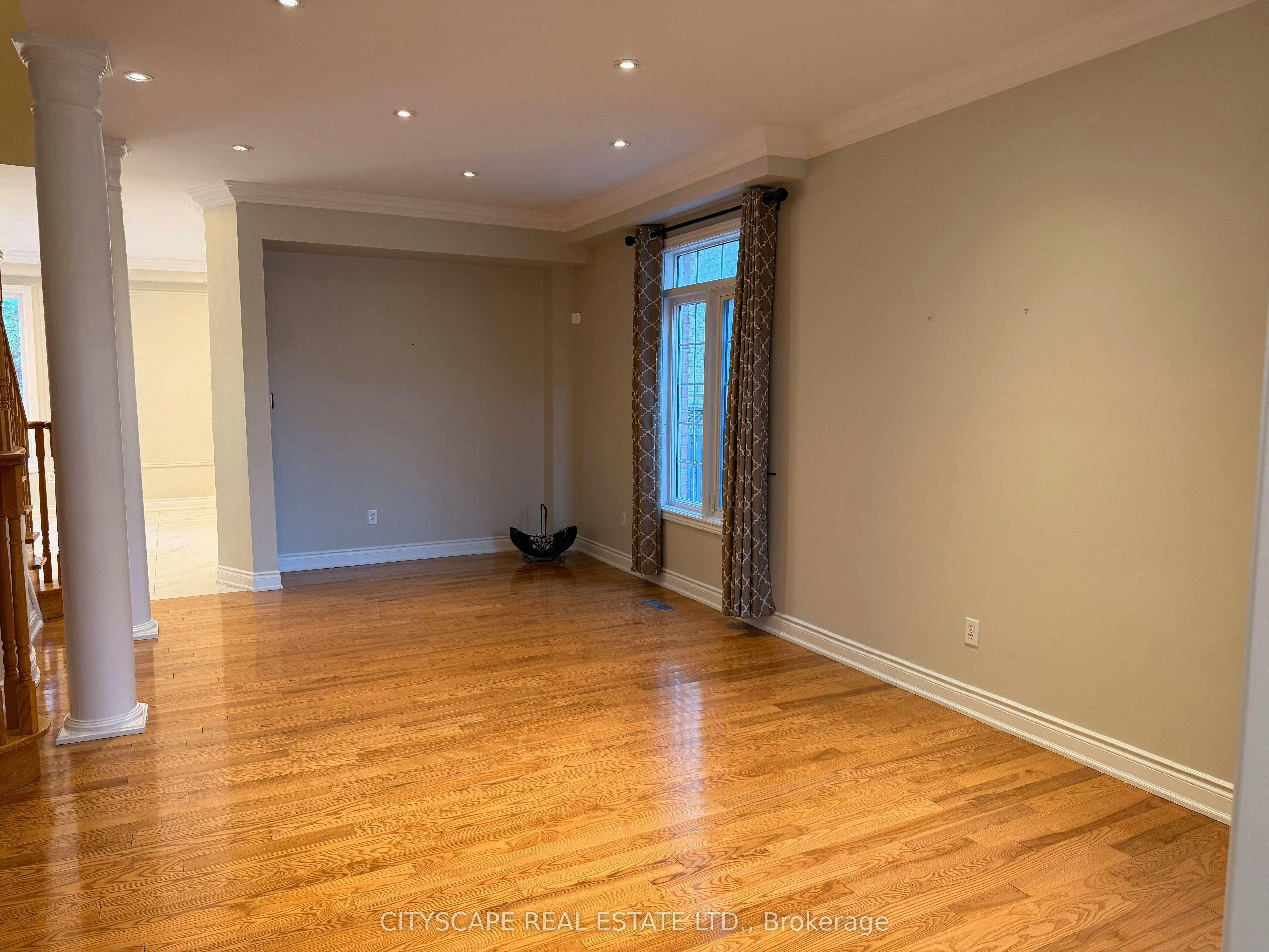 3232 Escada Drive, Mississauga, ON, L5M 7V5 - 5