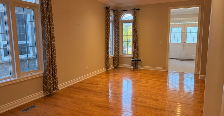 3232 Escada Drive, Mississauga, ON, L5M 7V5 - 6