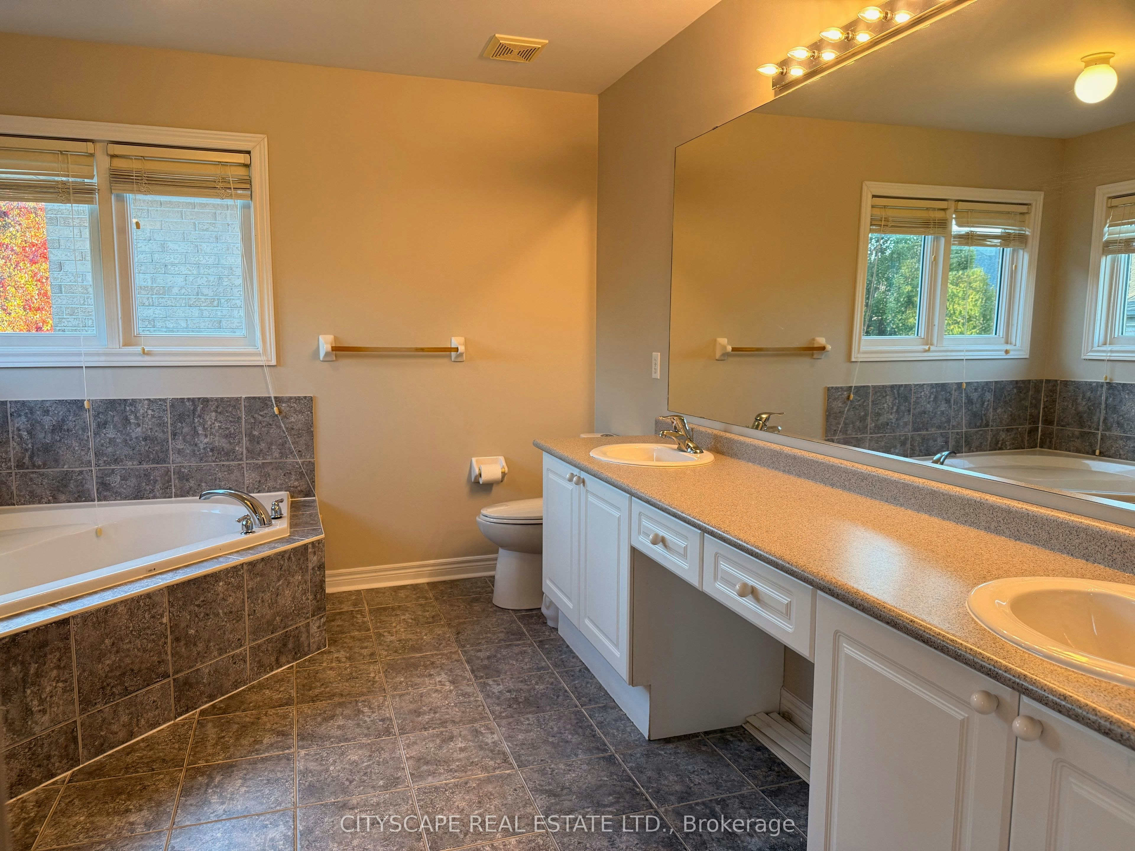 3232 Escada Drive, Mississauga, ON, L5M 7V5 - 16