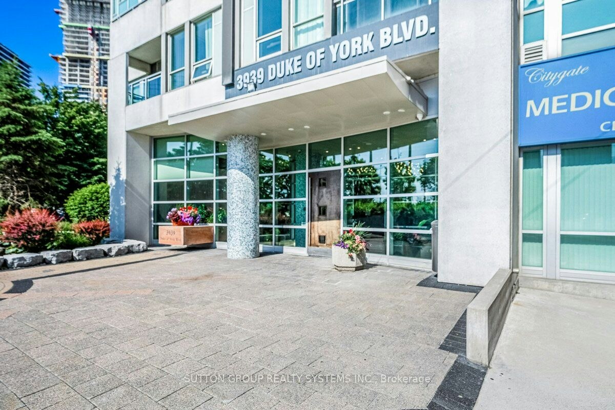 505-3939 Duke Of York Boulevard, Mississauga, ON, L5B 4N2 - 2