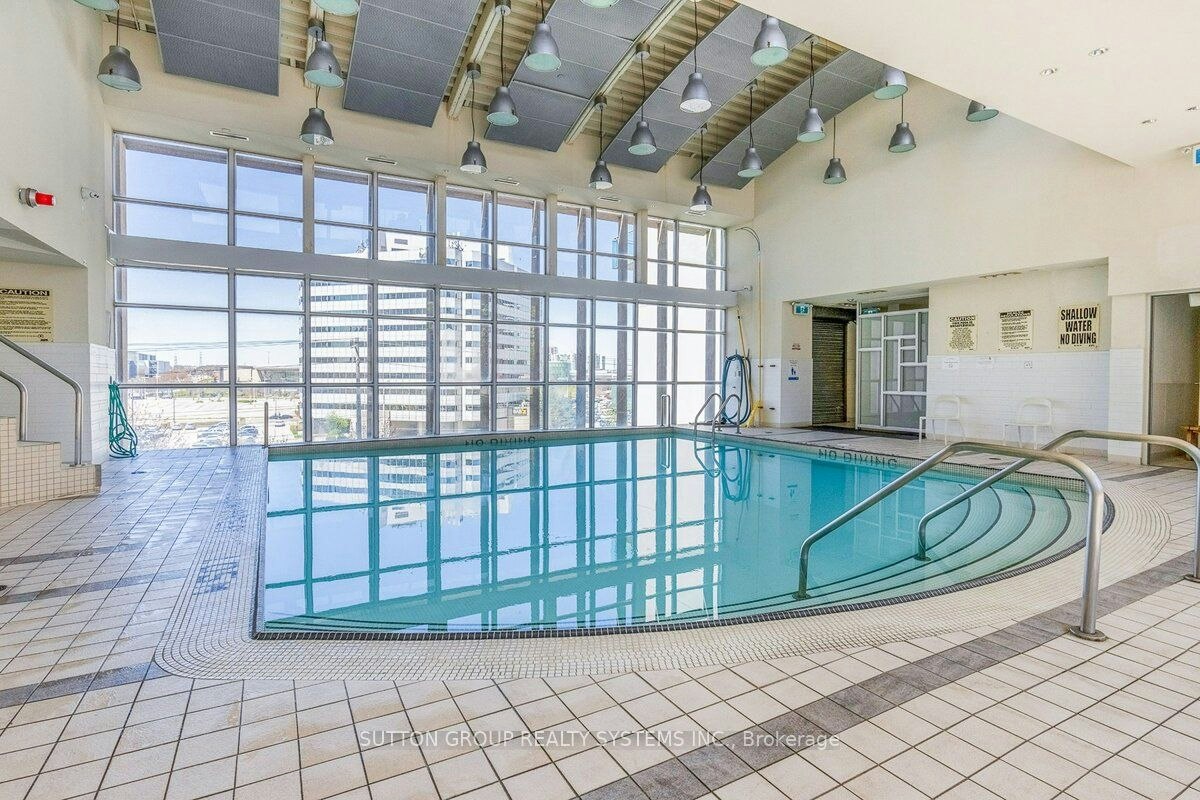 505-3939 Duke Of York Boulevard, Mississauga, ON, L5B 4N2 - 32