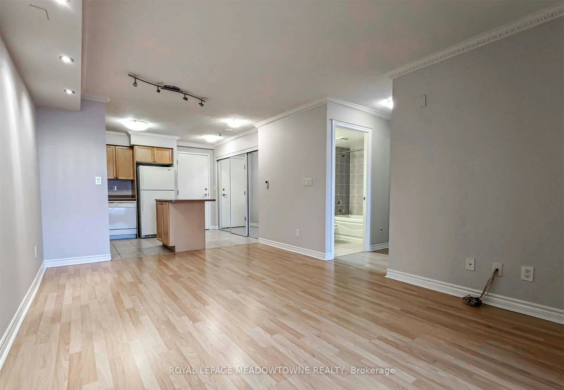 2326-3888 Duke Of York Boulevard, Mississauga, ON, L5B 4P5 - 4